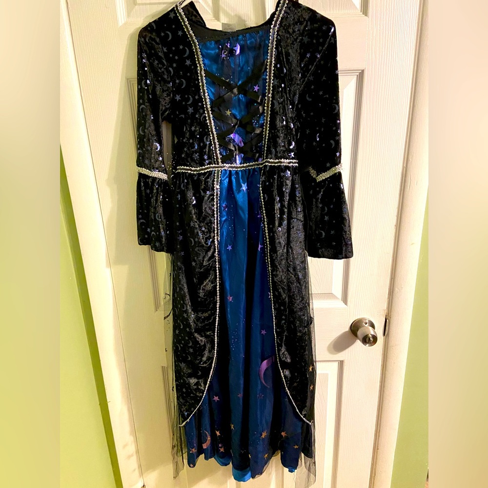 Spirit brand sorceress witch costume child sz xl.